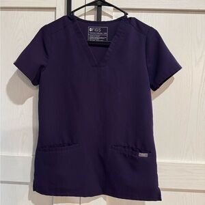 Figs Technical Collection Scrub Top XXS in Purple Jam - Casma - 3 pocket